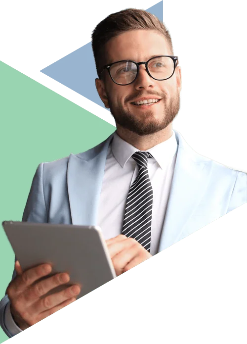 Professionista-che-utilizza-software-antiriciclaggio-commercialista Professionista-che-utilizza-software-antiriciclaggio-commercialista